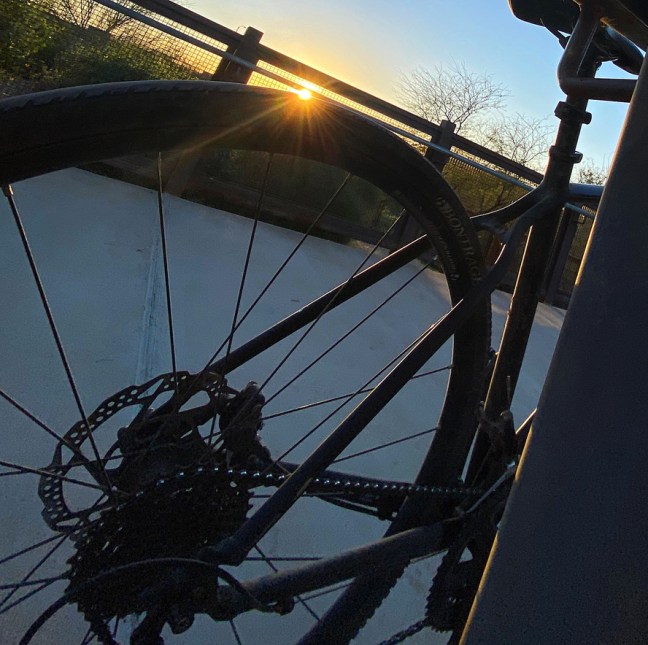 B5E35A72-15FA-4202-8D99-3F5174B082E0_1_105_c